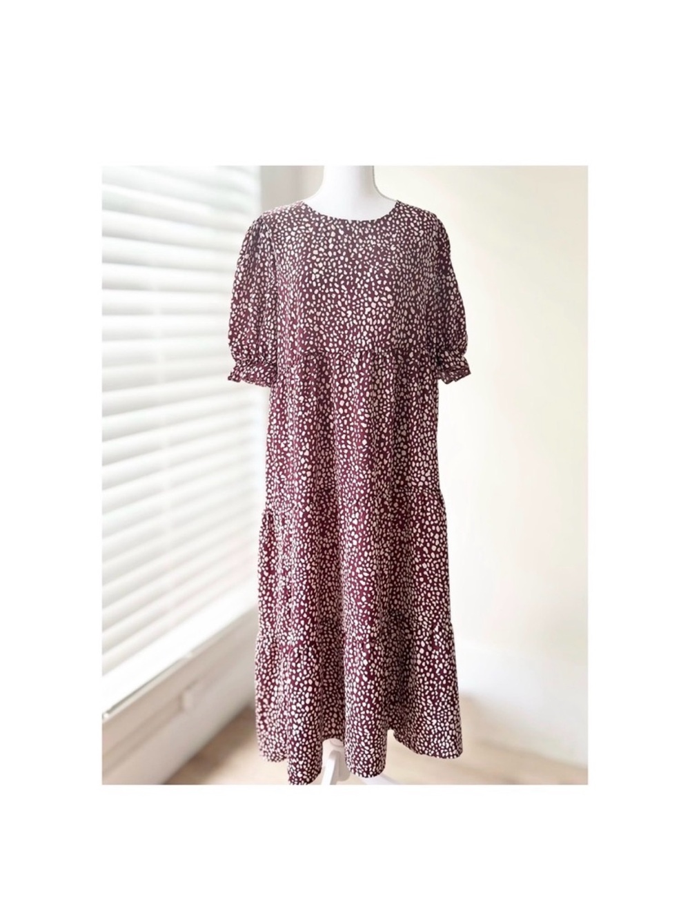 Tiered Short-Sleeve Midi Dress in Burgundy Spot